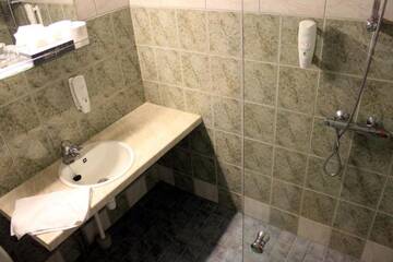 Фото номера Двухместный номер с 1 кроватью Отель Hotel Alexander г. Мянття 9